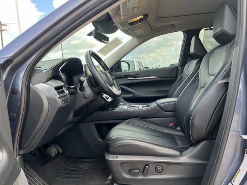 Used 2023 INFINITI QX60 Sensory w/ Vision Package AWD/4WD image 10