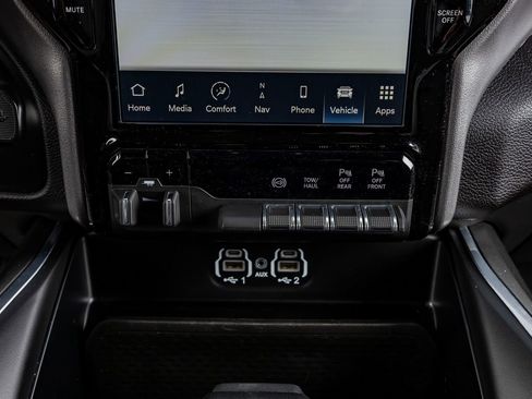 Used 2024 RAM 3500 Laramie w/ Night Edition image 25