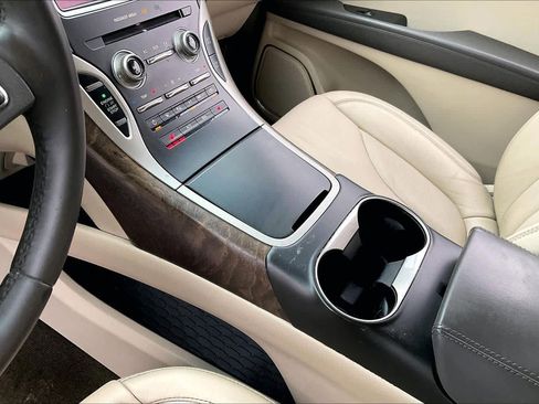 Used 2016 Lincoln MKX Select w/ Select Plus Package image 14