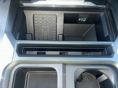 Used 2024 Ford F250 Lariat w/ Lariat Ultimate Package image 29