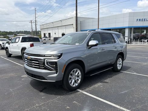 Used 2025 Chevrolet Tahoe Premier AWD/4WD image 7