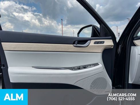 Used 2024 Hyundai Palisade Limited AWD/4WD image 9