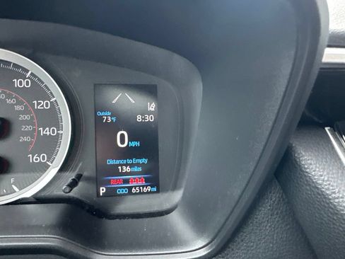 Used 2022 Toyota Corolla SE FWD image 17