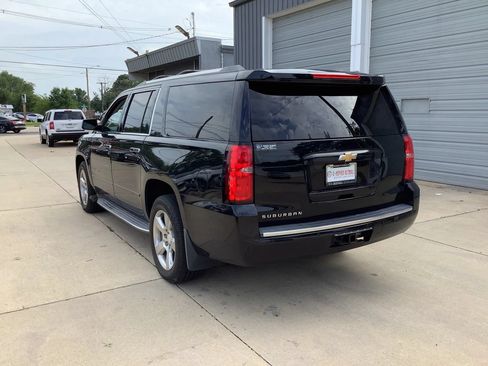 Used 2015 Chevrolet Suburban LTZ AWD/4WD image 7