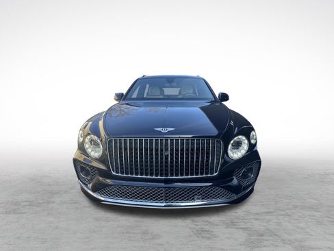 Used 2023 Bentley Bentayga Extended Wheelbase image 7