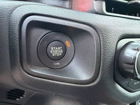 Used 2026 Jeep Wrangler Unlimited Sport AWD/4WD image 18