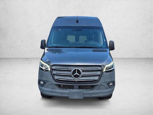 Used 2023 Mercedes-Benz Sprinter 2500 image 2
