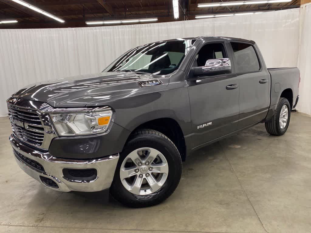 Used 2024 RAM 1500 Laramie AWD/4WD image 1