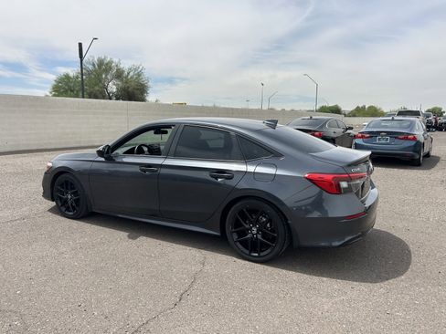 Used 2022 Honda Civic Sport image 3