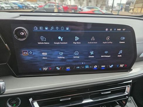 Used 2024 Chevrolet Traverse LT w/ Trailering Package image 27