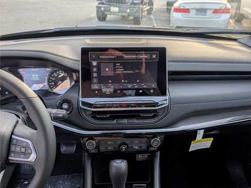 New 2026 Jeep Compass Limited image 13