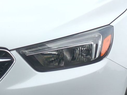 Used 2019 Buick Encore Preferred AWD/4WD image 17