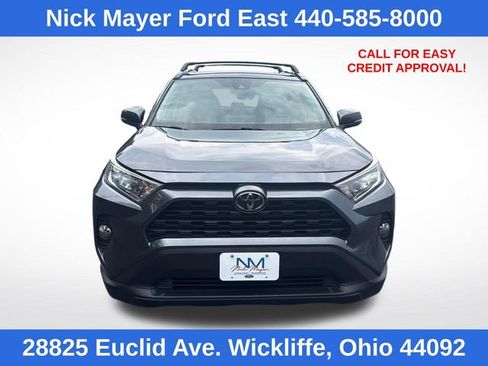 Used 2019 Toyota RAV4 XLE w/ Convenience Package AWD/4WD image 2