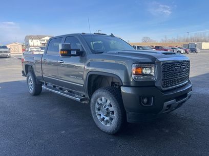 Used 2018 GMC Sierra 2500 Denali w/ Duramax Plus Package