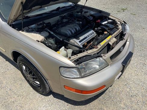 Used 1996 Nissan Maxima SE FWD image 25