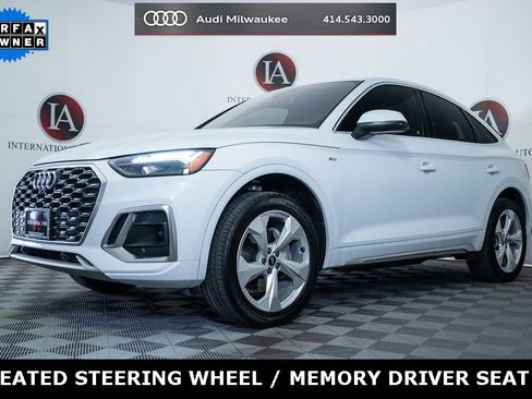 Used 2023 Audi Q5 2.0T Premium w/ Convenience Package image 3