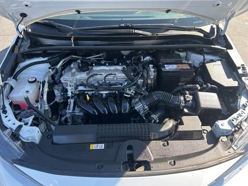 Used 2022 Toyota Corolla LE image 11