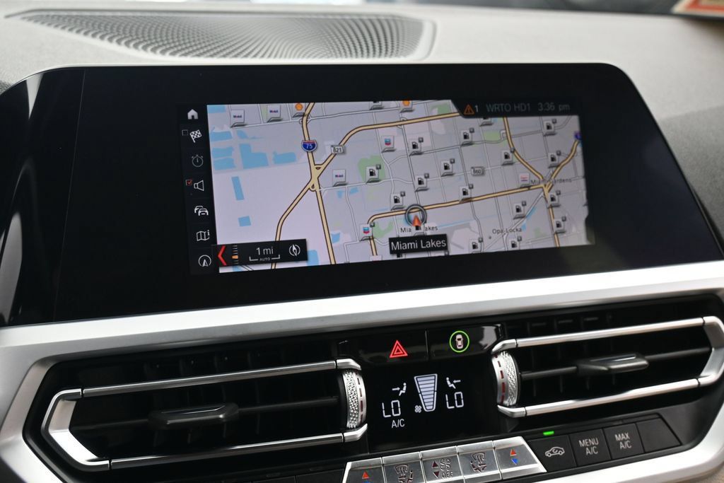 Used 2020 BMW 330i Sedan w/ Convenience Package RWD image 19
