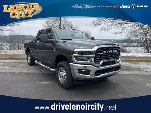 Used 2025 RAM 2500 Tradesman w/ Chrome Appearance Group image 1
