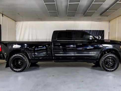 Used 2022 RAM 3500 Limited image 5