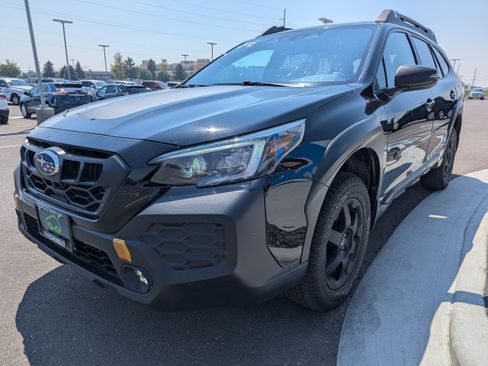 Used 2025 Subaru Outback Wilderness AWD/4WD image 7