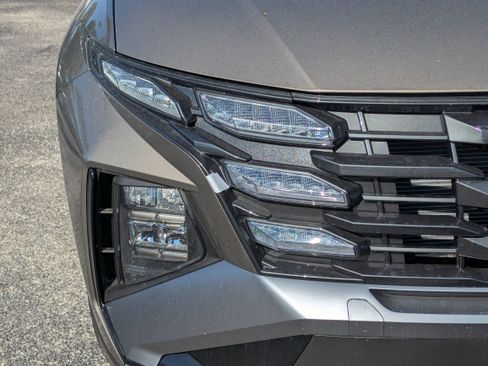 New 2026 Hyundai Tucson Blue SE image 10