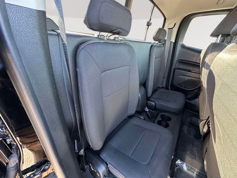 Used 2022 Chevrolet Colorado LT w/ LT Convenience Package image 28