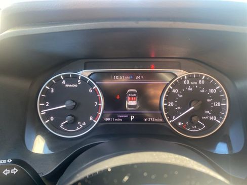 Used 2023 Nissan Rogue SV image 18