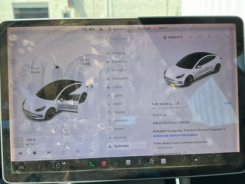 Used 2020 Tesla Model 3 Standard Range RWD image 7