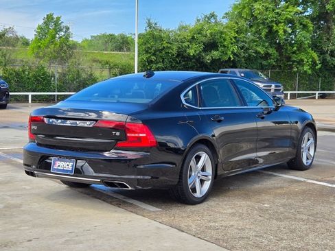 Used 2019 Volvo S90 T5 Momentum FWD image 5