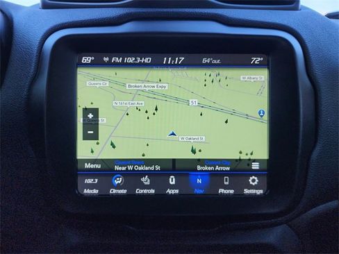 Used 2022 Jeep Renegade Trailhawk image 23