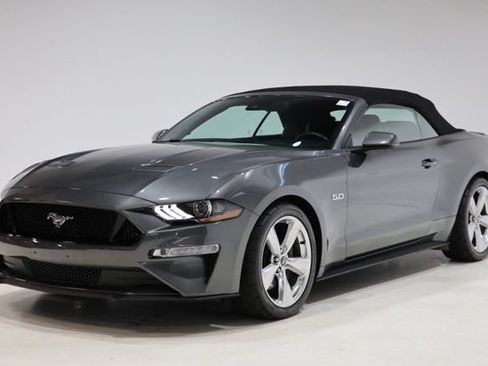 Used 2018 Ford Mustang GT Premium w/ Equipment Group 401A RWD image 4