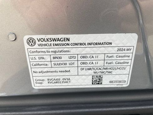 Used 2024 Volkswagen Tiguan Wolfsburg Edition AWD/4WD image 33