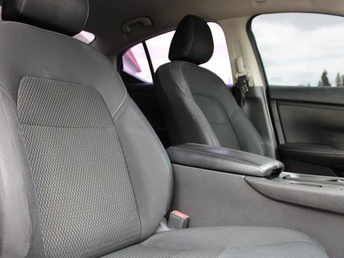 Used 2022 Nissan Sentra S w/ Trunk Package FWD image 16