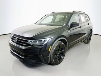 Used 2023 Volkswagen Tiguan SE R-Line video 3