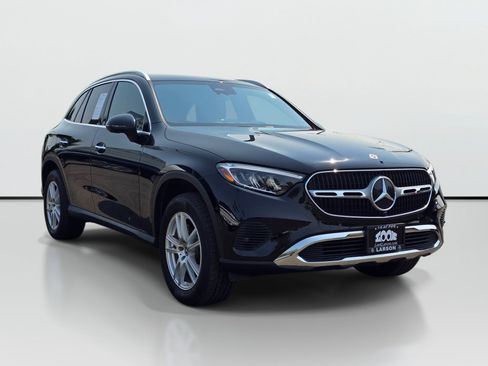 Used 2023 Mercedes-Benz GLC 300 4MATIC image 7