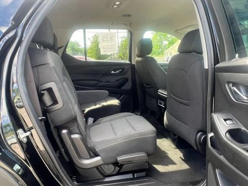 Used 2021 Chevrolet Traverse LT AWD/4WD image 29