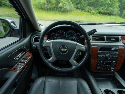 Used 2012 Chevrolet Tahoe LT w/ All-Star Edition AWD/4WD image 13