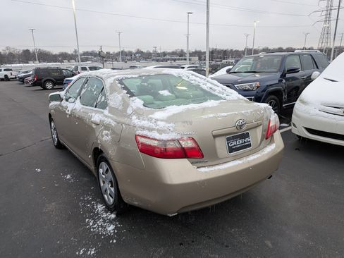 Used 2007 Toyota Camry LE image 9