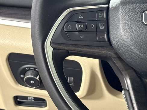 New 2025 Jeep Grand Cherokee Limited image 17