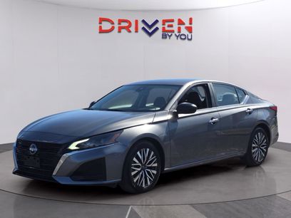 Used 2025 Nissan Altima 2.5 SV