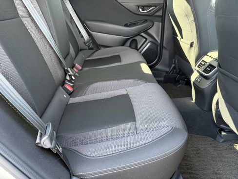 Used 2025 Subaru Outback Premium image 31