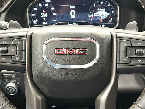 Used 2025 GMC Sierra 1500 AT4 w/ AT4 Premium Package image 28
