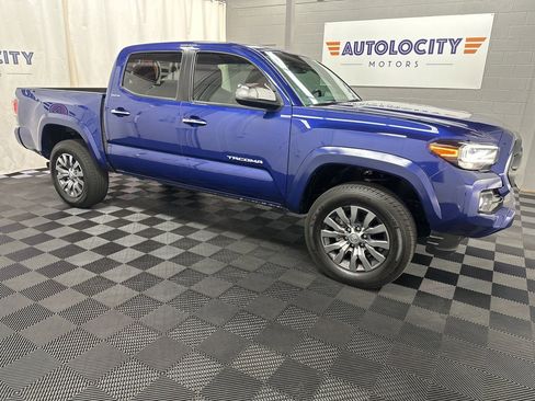 Used 2023 Toyota Tacoma Limited image 3