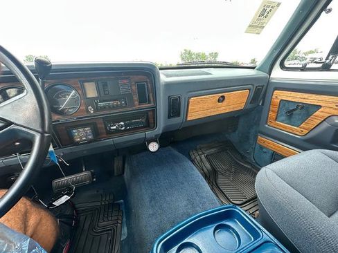 Used 1989 Dodge Ramcharger 2WD image 26
