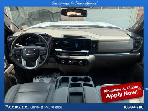 Used 2023 GMC Sierra 1500 SLT AWD/4WD image 29