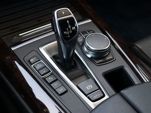 Used 2018 BMW X5 xDrive50i image 25