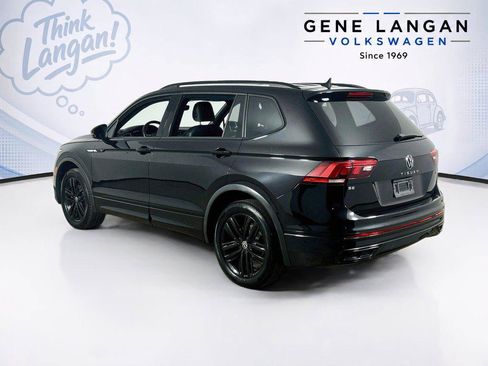 Certified 2022 Volkswagen Tiguan SE R-Line AWD/4WD image 7