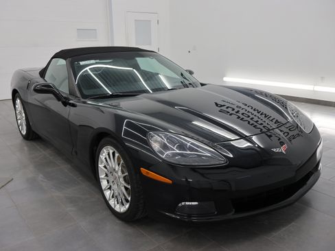 Used 2007 Chevrolet Corvette Convertible w/ Preferred Equipment Group image 43