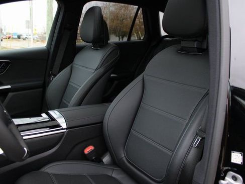 New 2026 Mercedes-Benz GLC 300 4MATIC image 27